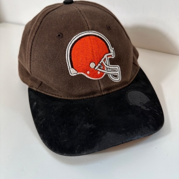 Vtg NFL Cleveland Browns Script SnapBack Cap Made In The Hong Kong 100% Cotton - Picture 2 of 11